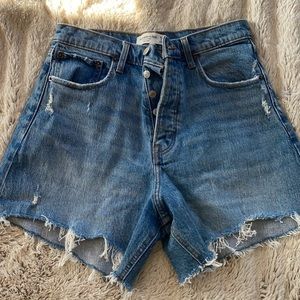 Abercrombie high rise dad short 28 NWOT